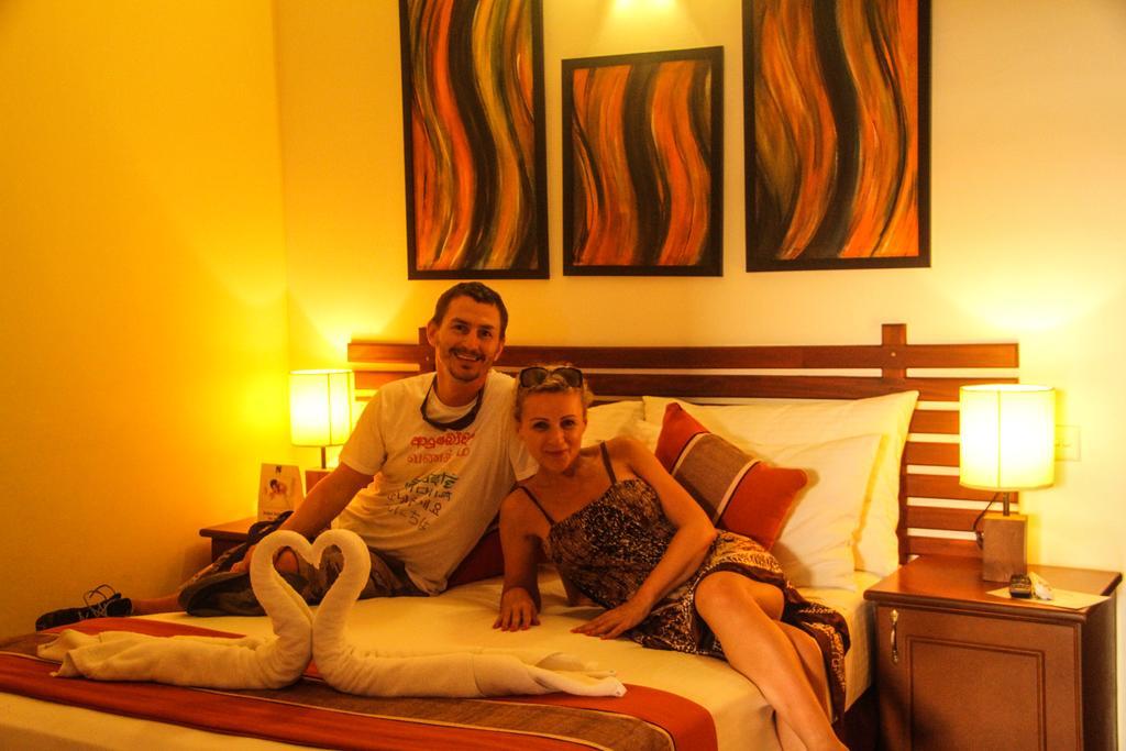 Hotel Romano Негомбо Екстериор снимка