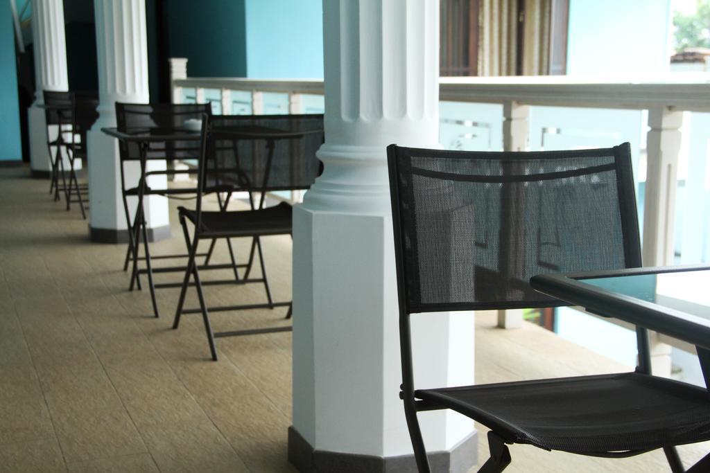 Hotel Romano Негомбо Екстериор снимка